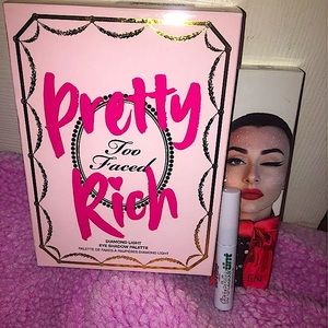 High end makeup bundle